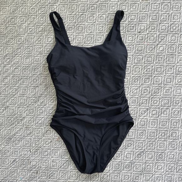 Athleta Other - Athleta Aqualuxe Black One Piece Swimsuit Adjustable Straps Side Ruching Sz XSP